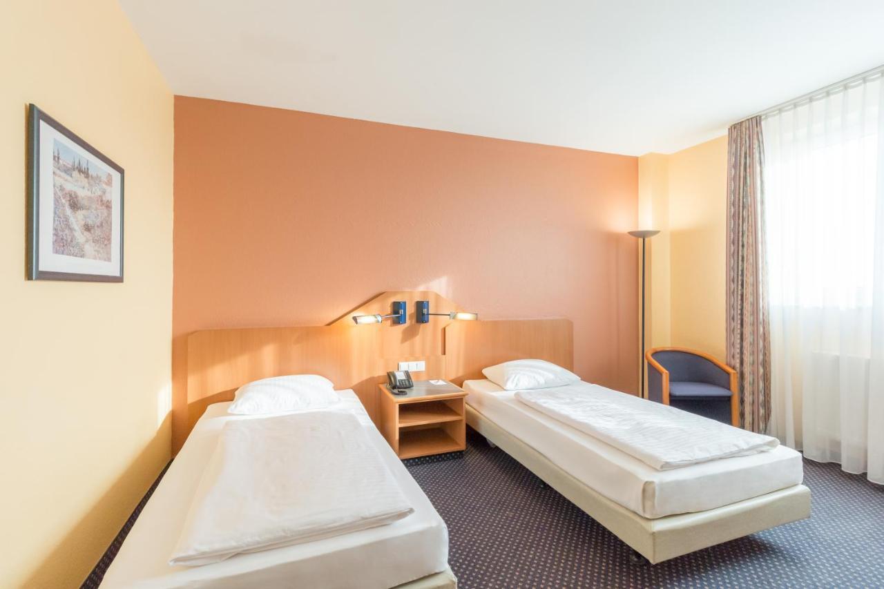 Arcadia Hotel Heidelberg Шветцинген Екстер'єр фото